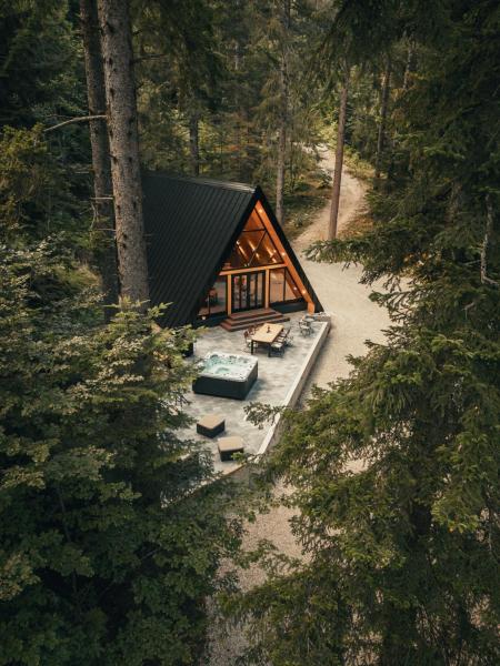 The Cozy Chalet