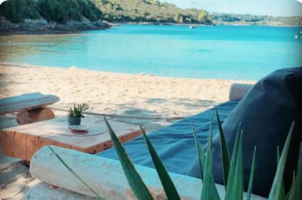 Villa La Vie - Peroj