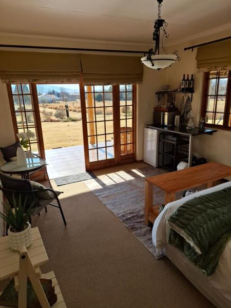 A la foto es mostra l'objecte Meadow View Guest Room situat a la ciutat de Wakkerstroom.