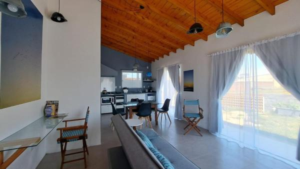 På bildet vises objektet Casa Florida - Hermenegildo som ligger i byen Santa Vitória do Palmar.