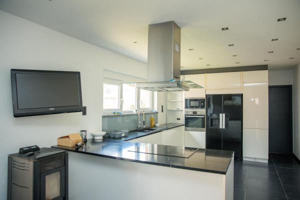 En la foto se muestra el objeto Agréable et charmante maison ubicado en la ciudad de Frameries.