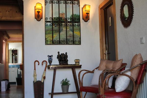 A la foto es mostra l'objecte Casa Rural Abuela Simona situat a la ciutat de Hernansancho.