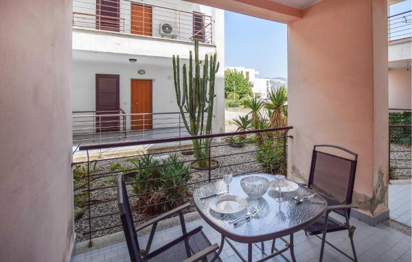 A la foto es mostra l'objecte 1 Bedroom Nice Apartment In Isca Marina situat a la ciutat de Badolato.