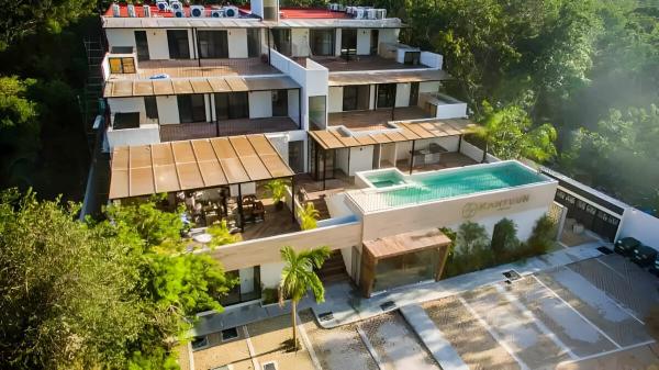 Na zdjęciu widoczny jest obiekt Departamento amplio con balcon y mini alberca privada położony w mieście Tulum.
