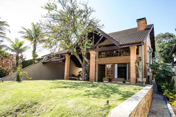 Na zdjęciu widoczny jest obiekt Casa de praia perfeita para todos os meses do ano położony w mieście Bertioga.