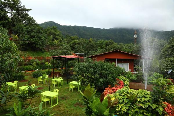 A la foto es mostra l'objecte The Kille Torna Resort situat a la ciutat de Pāsali.