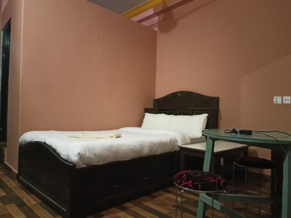 The photo shows the Thapa Homestay located in the city of Pokhara.
