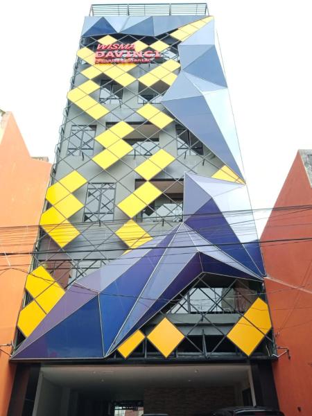 A la foto es mostra l'objecte Wisma Davinci PematangSiantar situat a la ciutat de Pematangsiantar.