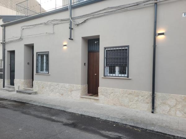 A la foto es mostra l'objecte Casa del Forestiero situat a la ciutat de Catània.
