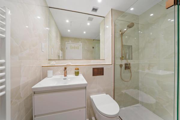 Bild 8: Flat 315, 33 Birtton Street
