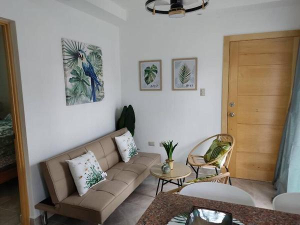 På bildet vises objektet Luxurious Palm Breeze Studio Apt in San Isidro som ligger i byen La Grúa.