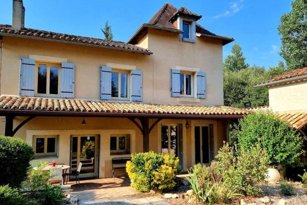 Na fotografii je vidět objekt Maison en Dordogne nacházející se ve městě Les Mignots.