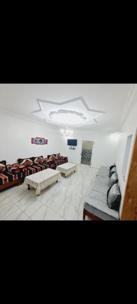 På bildet vises objektet 1Residence Anas marsa ben M'Hidi som ligger i byen Dar el Hâdj.