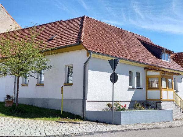 La photo montre l'objet Zum Winzer situé dans la ville de Güntersberge.