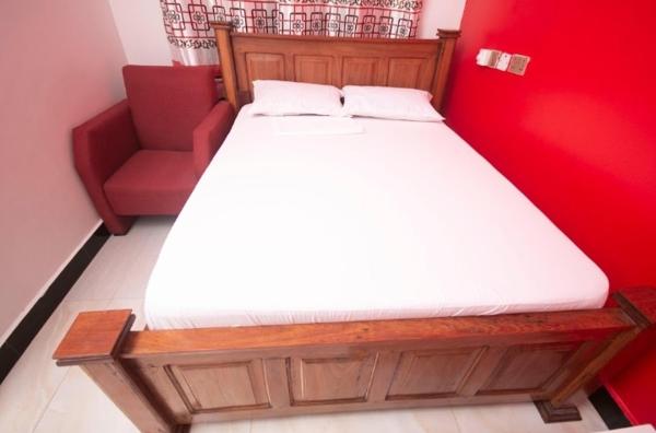 Nella foto è visibile l'oggetto Royal and cheap air-bnb in dar es salaam situato nella città di Mbwamaji.