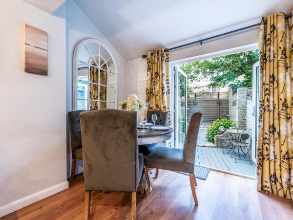 Greenwich High Rd · Beautiful 3bed Town House In Greenwich Garden Pass The Keys, Londres