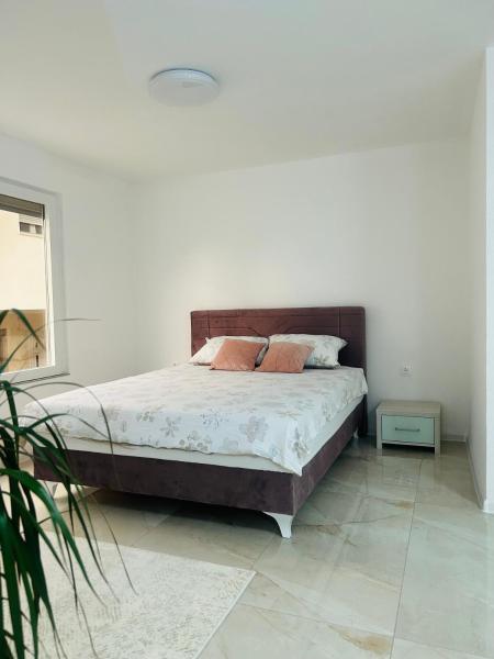 A la foto es mostra l'objecte Apartman Zen situat a la ciutat de Bihac.