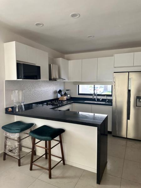 På billedet ses objektet Casa Amueblada en Privada con Alberca beliggende i byen Mazatlán.