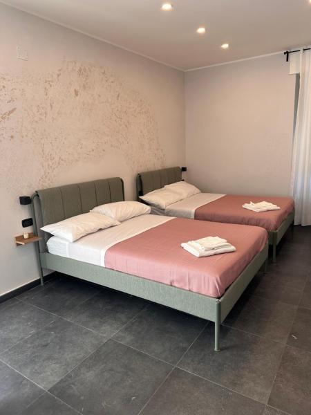 Nella foto è visibile l'oggetto A casa da mario situato nella città di Napoli.