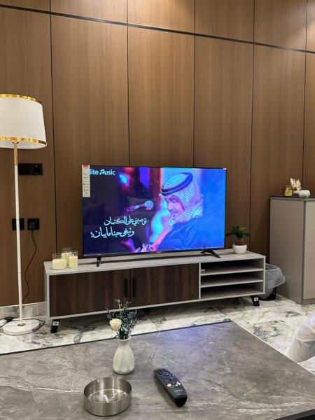 A la foto es mostra l'objecte شقة استديو تصميم أنيق وهادئ العقيق بدخول ذاتي بالقرب من البوليفارد situat a la ciutat de Riad.