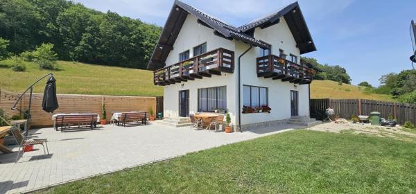 Cezar House - Codlea