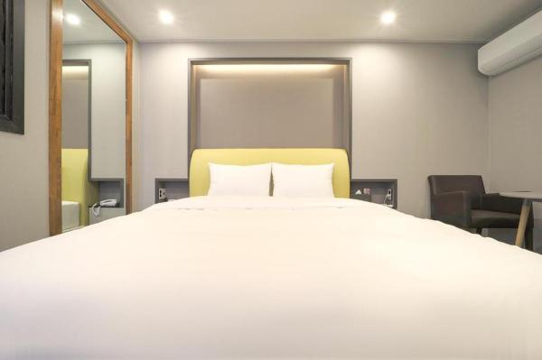 写真にはテグ市にあるDaegu Hotel Rubatoが写っています。