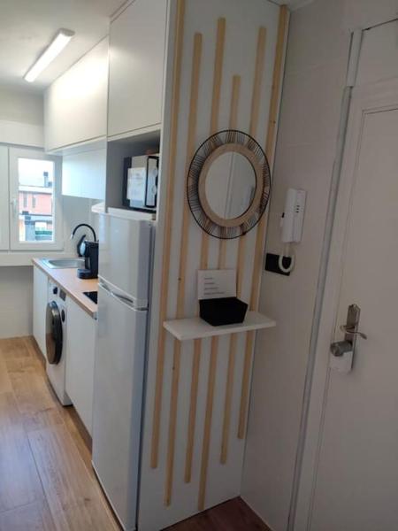 Auf dem Foto ist das Objekt APARTAMENTO con ESTILO en el CENTRO -Stylish Apartment in the Center in der Stadt Santander zu sehen.