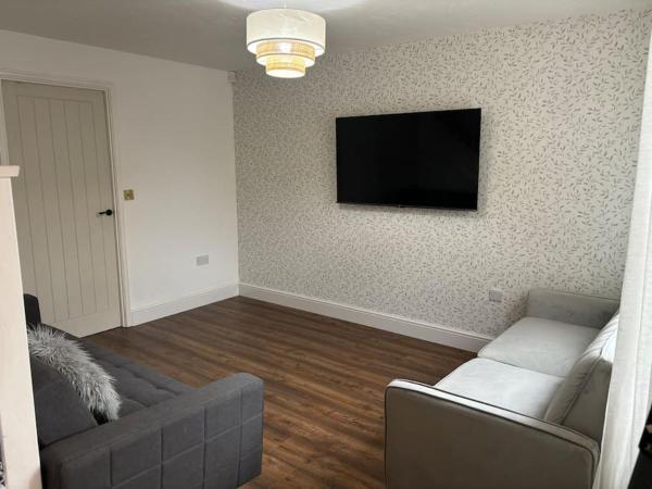 A la foto es mostra l'objecte Stunning Central Home With Free Secure Parking situat a la ciutat de Manor.