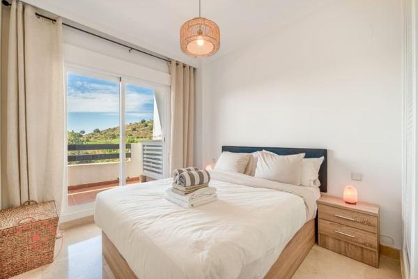 Nella foto è visibile l'oggetto Apartment alongside golf course - TCM situato nella città di Mijas.