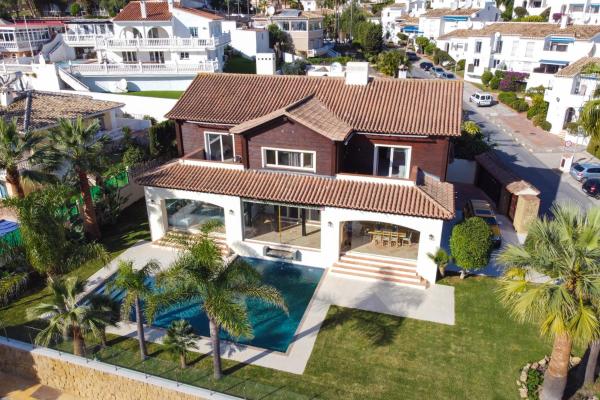 Lets in the Sun - Villa La Cala photo 2