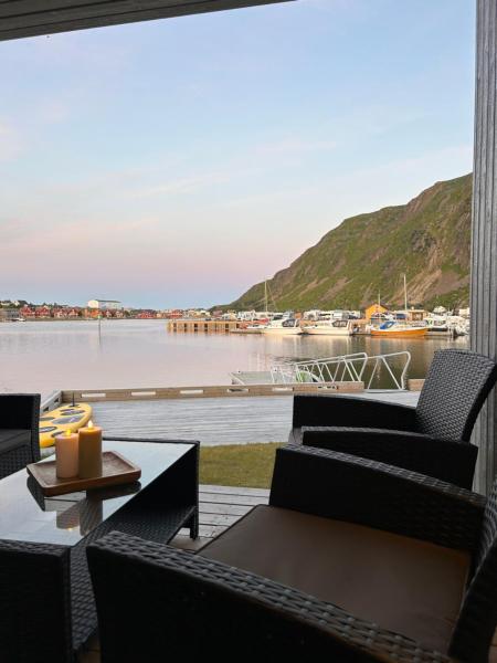 A la foto es mostra l'objecte #Lofoten Leilighet ved sjøen situat a la ciutat de Ballstad.