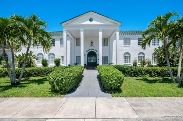 På billedet ses objektet Americas Best Value Inn Historic Clewiston Inn beliggende i byen Clewiston.