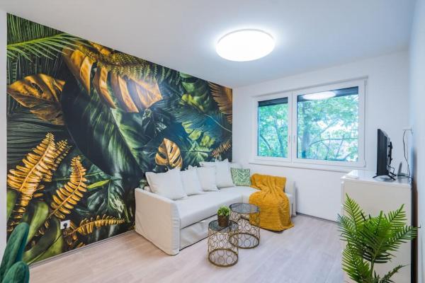 Jungle Apartment, Siófok
