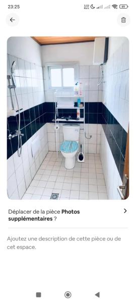 The photo shows the Appartement located in the city of Yapoma.