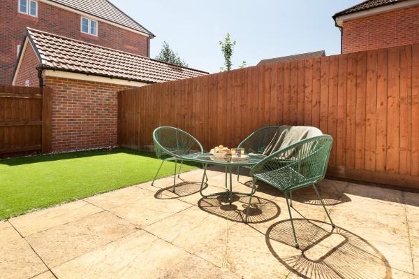 Foto 9: Spacious 4 bedroom, perfect for contractors, families, private parking