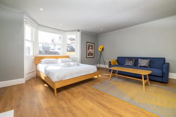 Billede 1: Host & Stay - St James' Sea View