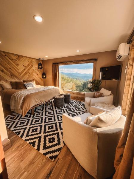 På billedet ses objektet Long View Resort Bryson City, NC beliggende i byen Roundhill.