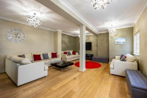 Foto 8: Host & Stay - Sillwood Seafront
