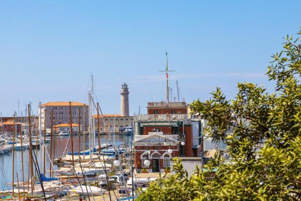 Auf dem Foto ist das Objekt Apartments Trieste Centro I Le Rive 9 in der Stadt Triest zu sehen.