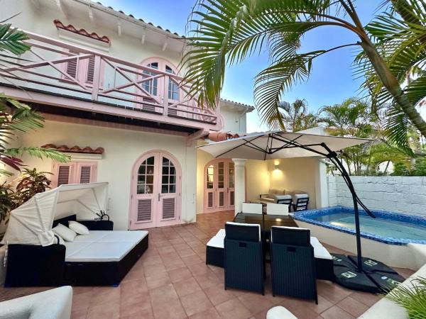 Villa 122 Sugar Hill Estate, pools, tennis, gym, 5 mins to beach, Saint James