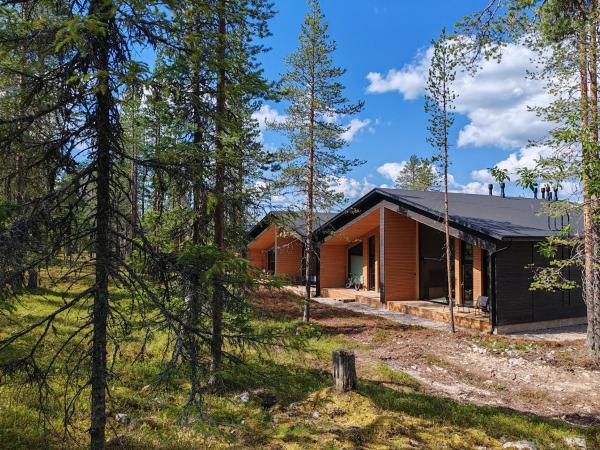 A la foto es mostra l'objecte Villa Saaga, Äkäslompolo, Ylläs situat a la ciutat de Äkäslompolo.