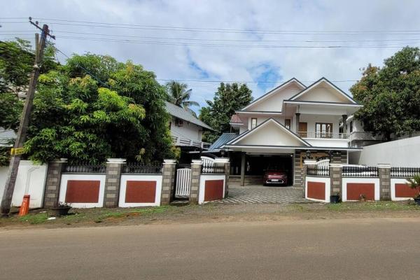 Auf dem Foto ist das Objekt Beautiful house at cherpunkal in der Stadt Pullappalli zu sehen.