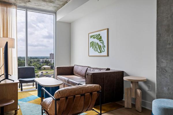 A la foto es mostra l'objecte Rainey St 1BR - Heated Pool - Gym - Bar - DT ATX situat a la ciutat de Austin.