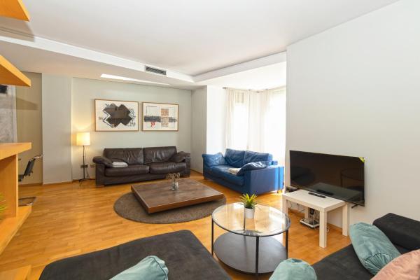 Amplio apartamento en Valencia Centro by Rent Me, Valencia
