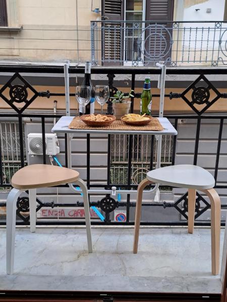 Casa Sulla Nuvola Duomo Nel Cuore Di Napoli - Nápoles