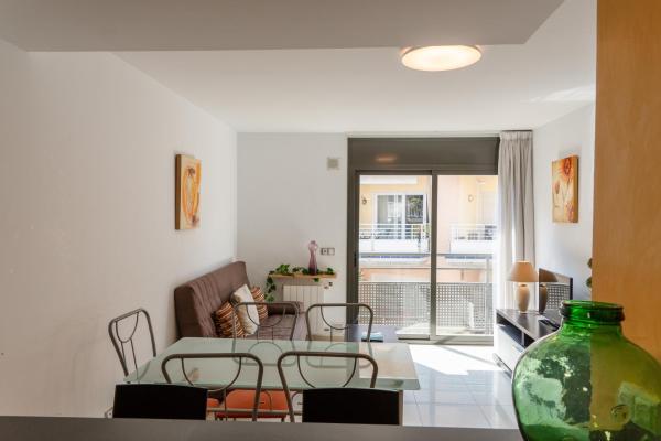 A la foto es mostra l'objecte Apartamento Marina Roses 2 situat a la ciutat de Roses.