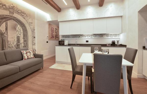A la foto es mostra l'objecte The Nest situat a la ciutat de Taormina.