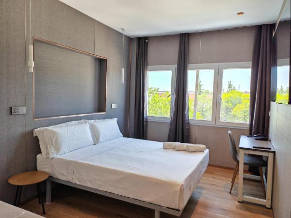 Na fotografii je vidět objekt Hotel Golden Alcorcon nacházející se ve městě Alcorcón.