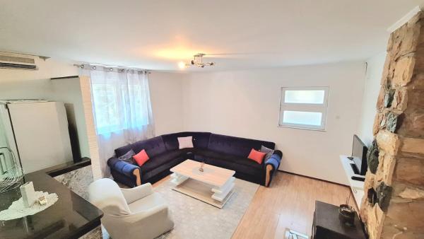 På billedet ses objektet Apartman Porfido beliggende i byen Mostar.