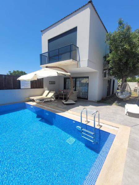 Auf dem Foto ist das Objekt I Talei Villas in der Stadt Emin Sitesi zu sehen.